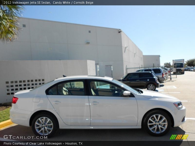 Candy White / Cornsilk Beige 2012 Volkswagen Jetta SE Sedan