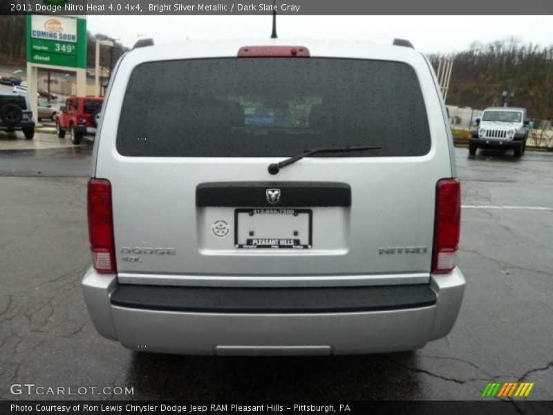 Bright Silver Metallic / Dark Slate Gray 2011 Dodge Nitro Heat 4.0 4x4
