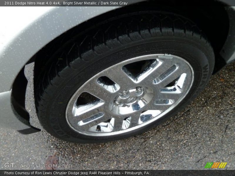 Bright Silver Metallic / Dark Slate Gray 2011 Dodge Nitro Heat 4.0 4x4