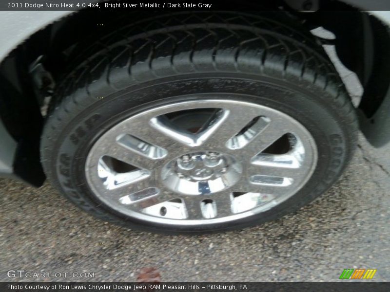 Bright Silver Metallic / Dark Slate Gray 2011 Dodge Nitro Heat 4.0 4x4