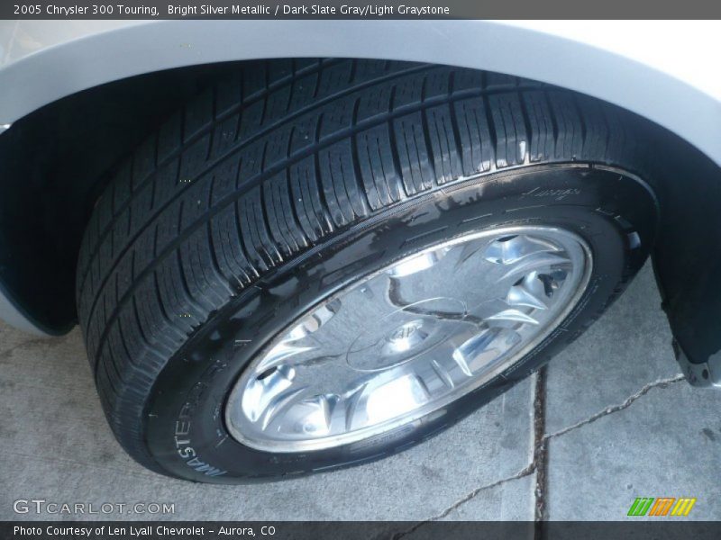 Bright Silver Metallic / Dark Slate Gray/Light Graystone 2005 Chrysler 300 Touring