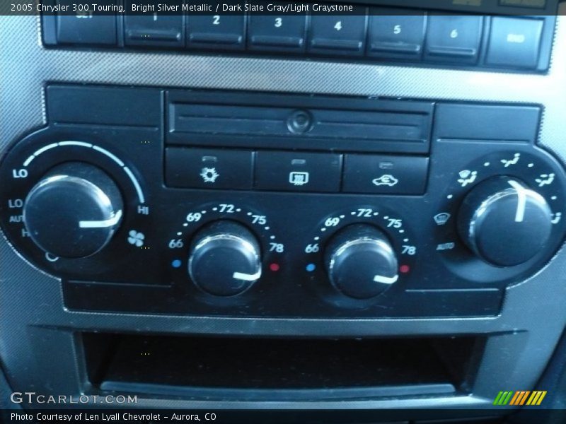 Bright Silver Metallic / Dark Slate Gray/Light Graystone 2005 Chrysler 300 Touring