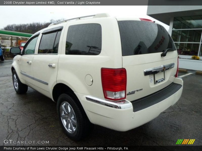 Cool Vanilla / Light Graystone 2008 Chrysler Aspen Limited 4WD