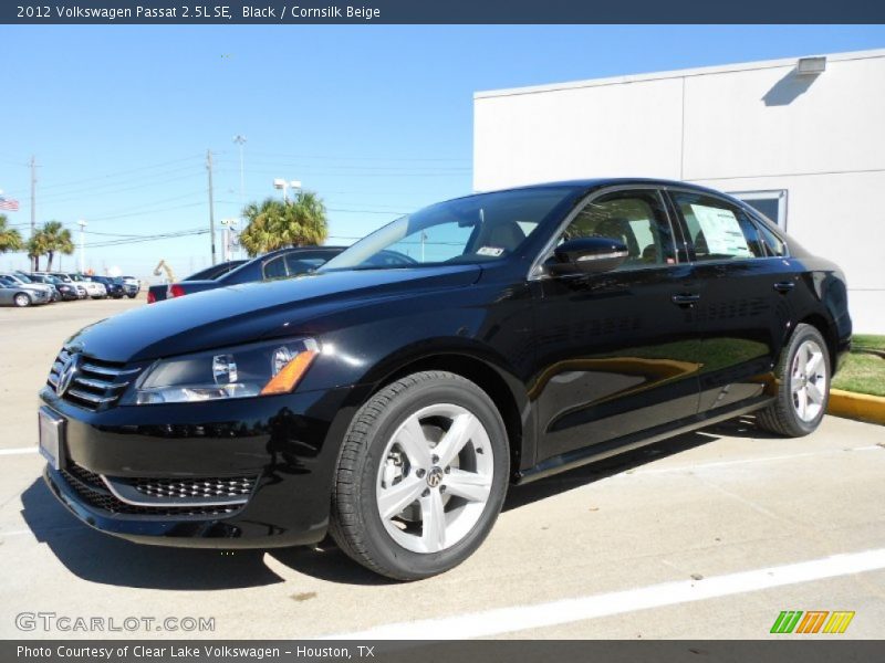 Black / Cornsilk Beige 2012 Volkswagen Passat 2.5L SE