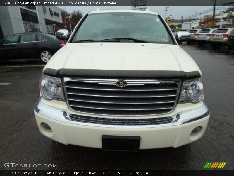 Cool Vanilla / Light Graystone 2008 Chrysler Aspen Limited 4WD