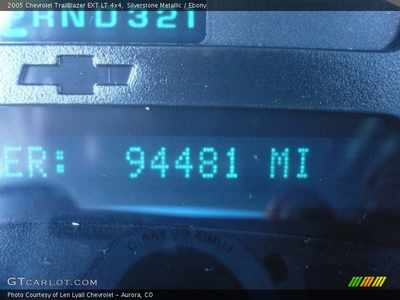 Silverstone Metallic / Ebony 2005 Chevrolet TrailBlazer EXT LT 4x4