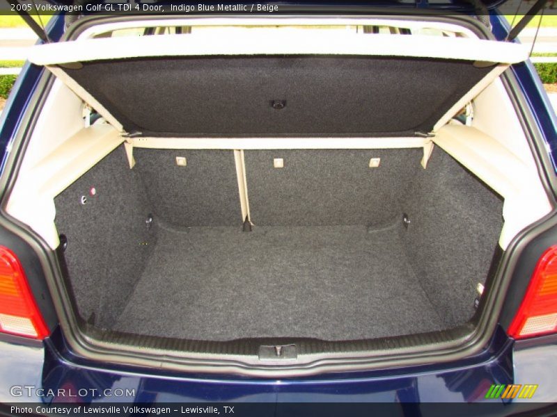  2005 Golf GL TDI 4 Door Trunk