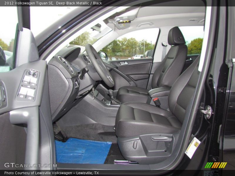 Deep Black Metallic / Black 2012 Volkswagen Tiguan SE