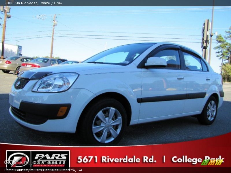 White / Gray 2006 Kia Rio Sedan