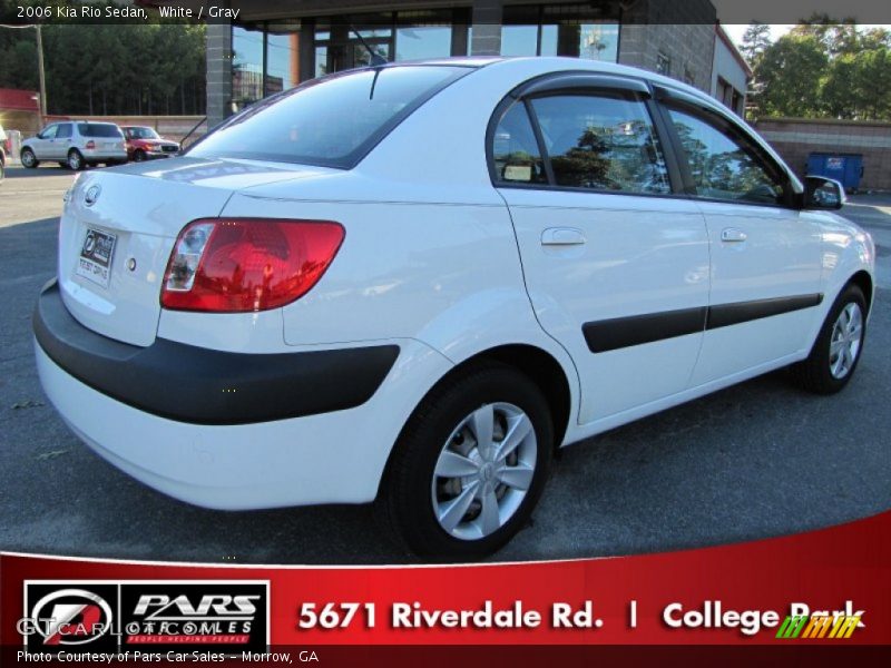 White / Gray 2006 Kia Rio Sedan