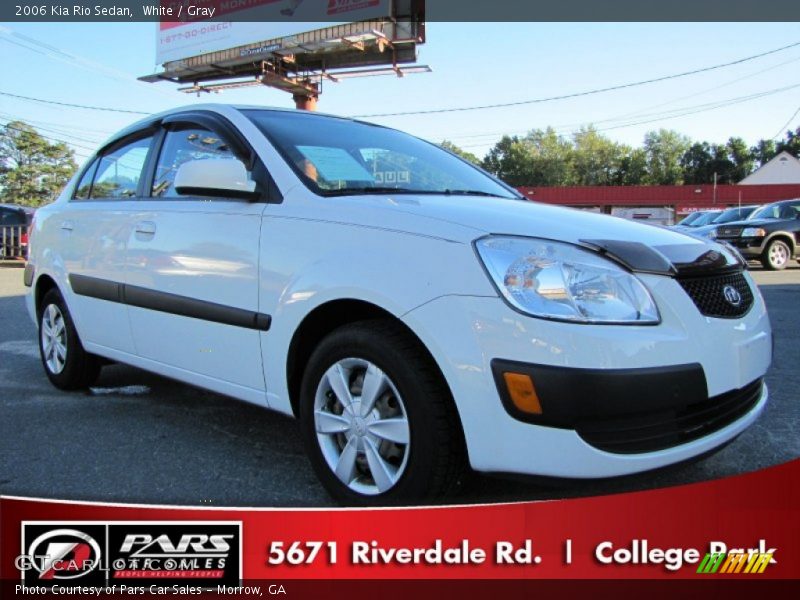 White / Gray 2006 Kia Rio Sedan