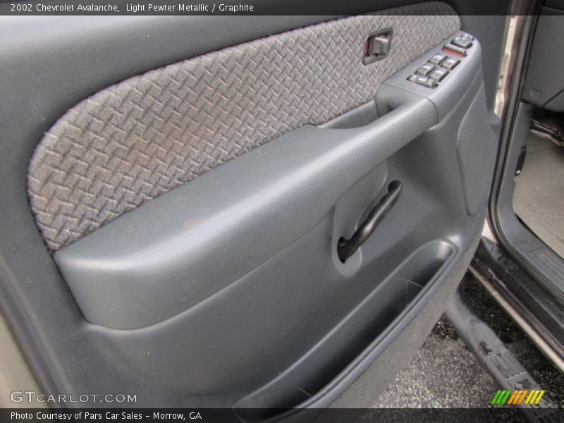 Light Pewter Metallic / Graphite 2002 Chevrolet Avalanche