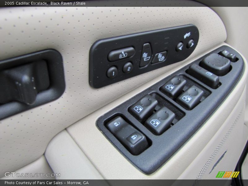 Black Raven / Shale 2005 Cadillac Escalade