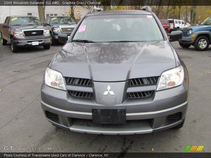 Graphite Gray / Charcoal 2005 Mitsubishi Outlander XLS AWD