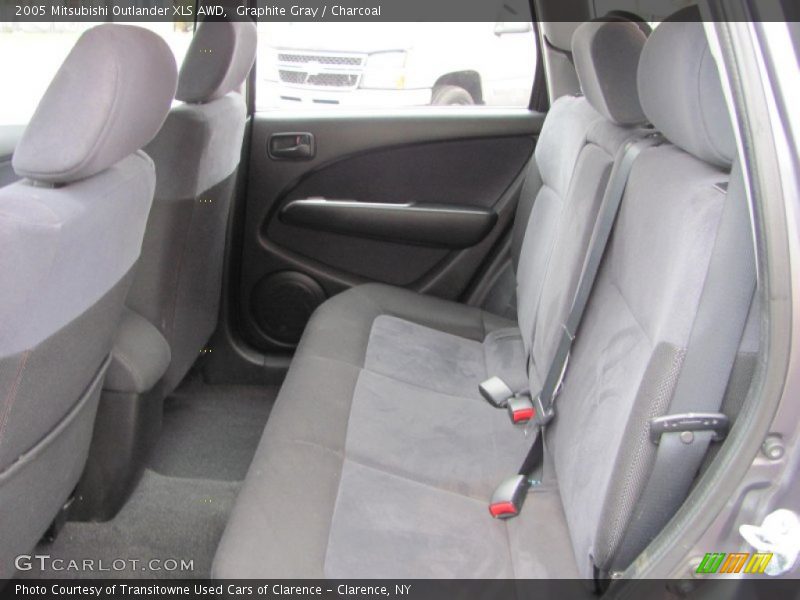 Graphite Gray / Charcoal 2005 Mitsubishi Outlander XLS AWD