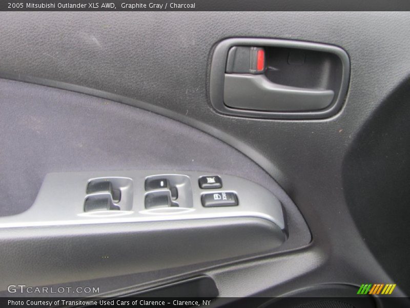 Graphite Gray / Charcoal 2005 Mitsubishi Outlander XLS AWD
