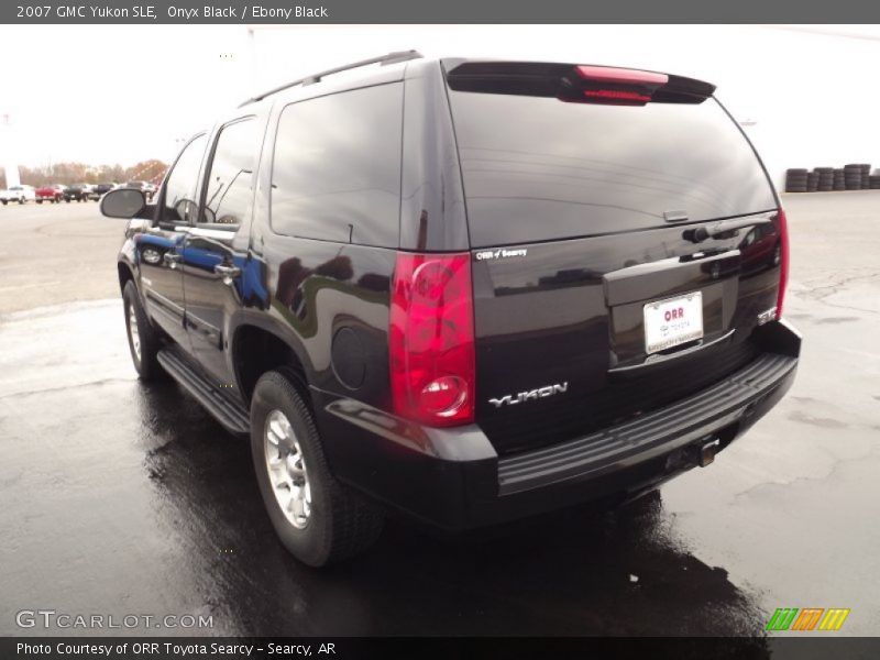 Onyx Black / Ebony Black 2007 GMC Yukon SLE
