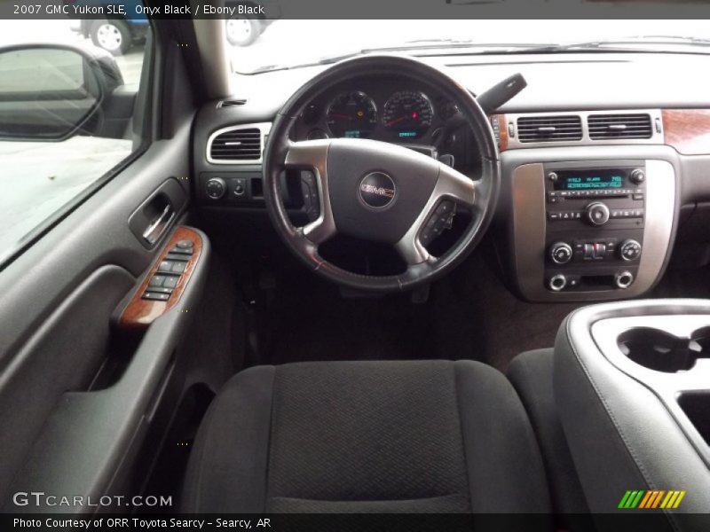 Onyx Black / Ebony Black 2007 GMC Yukon SLE