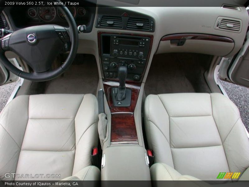 Ice White / Taupe 2009 Volvo S60 2.5T