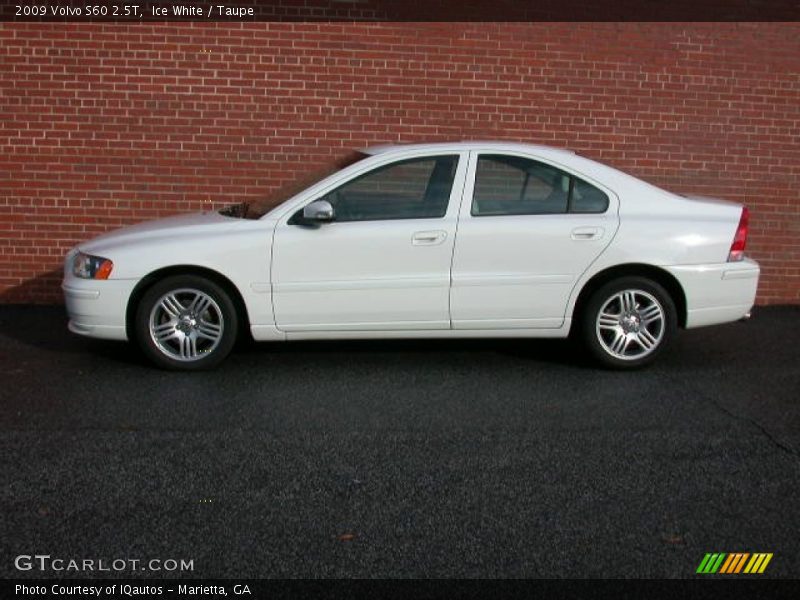 Ice White / Taupe 2009 Volvo S60 2.5T