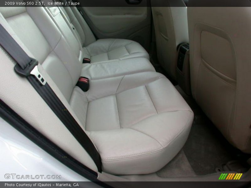 Ice White / Taupe 2009 Volvo S60 2.5T