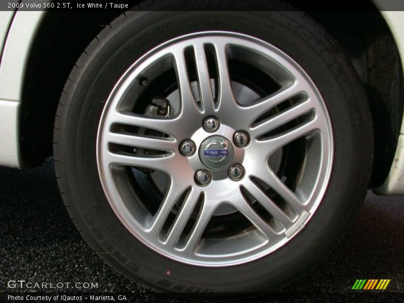 Ice White / Taupe 2009 Volvo S60 2.5T
