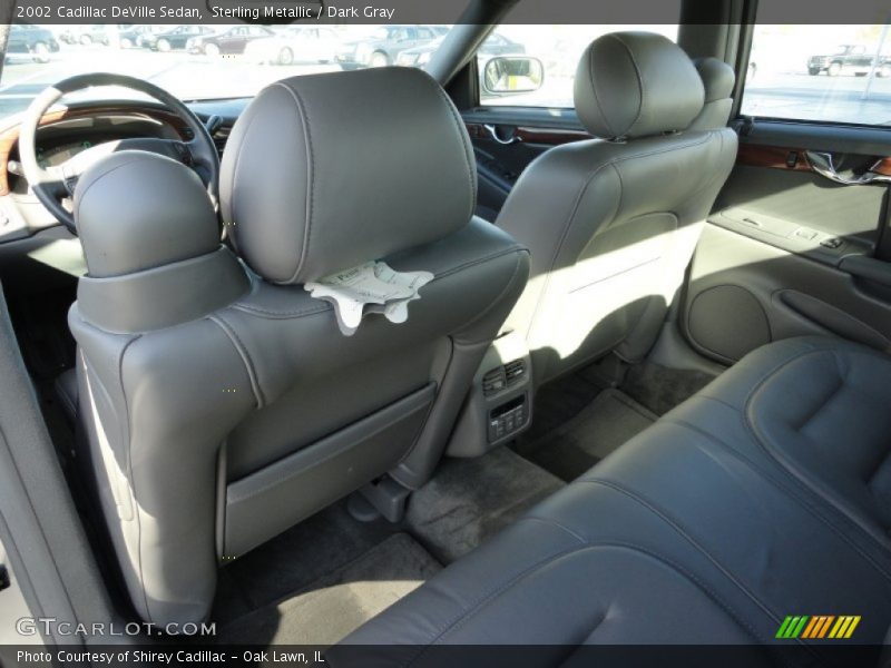Sterling Metallic / Dark Gray 2002 Cadillac DeVille Sedan