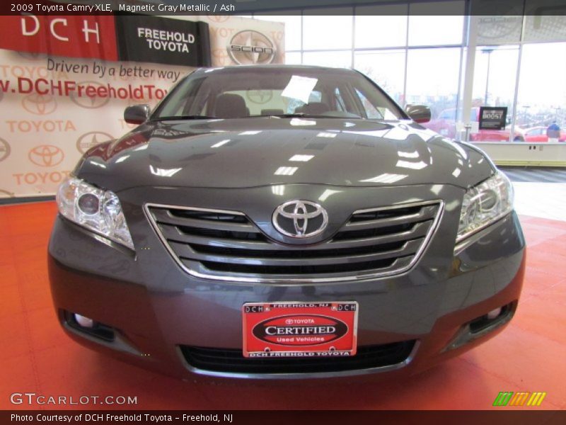 Magnetic Gray Metallic / Ash 2009 Toyota Camry XLE