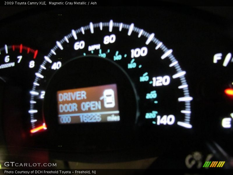 Magnetic Gray Metallic / Ash 2009 Toyota Camry XLE