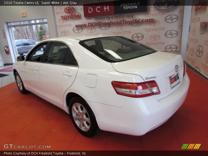 Super White / Ash Gray 2010 Toyota Camry LE