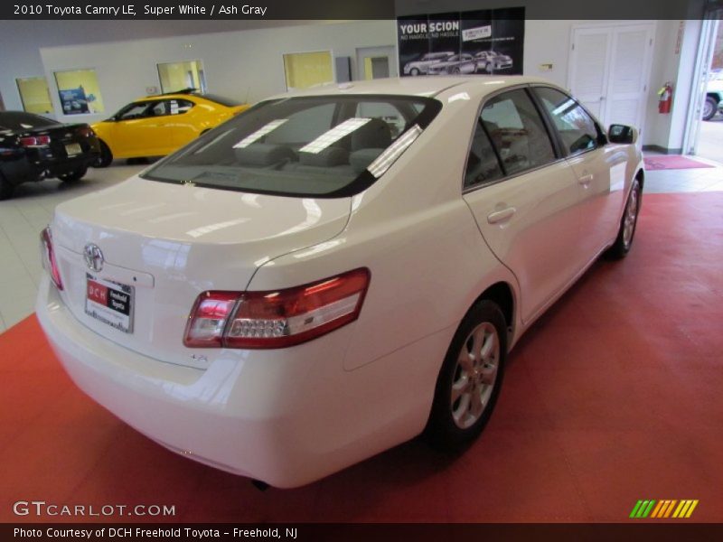 Super White / Ash Gray 2010 Toyota Camry LE