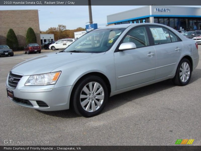 Radiant Silver / Gray 2010 Hyundai Sonata GLS