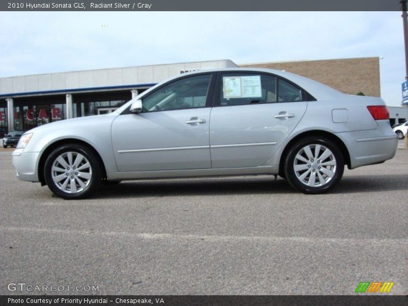 Radiant Silver / Gray 2010 Hyundai Sonata GLS