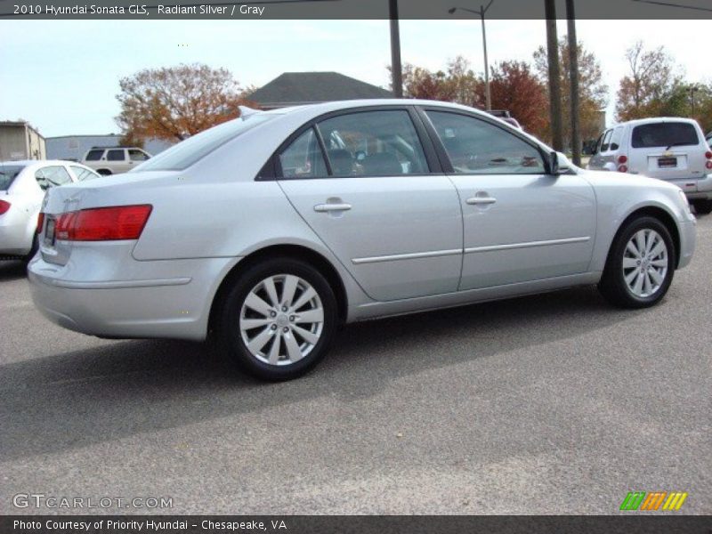 Radiant Silver / Gray 2010 Hyundai Sonata GLS