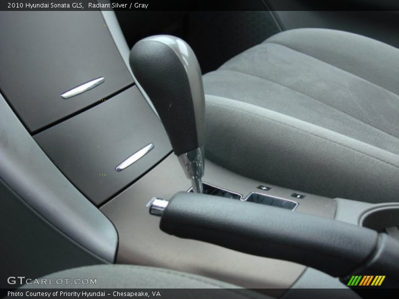 Radiant Silver / Gray 2010 Hyundai Sonata GLS