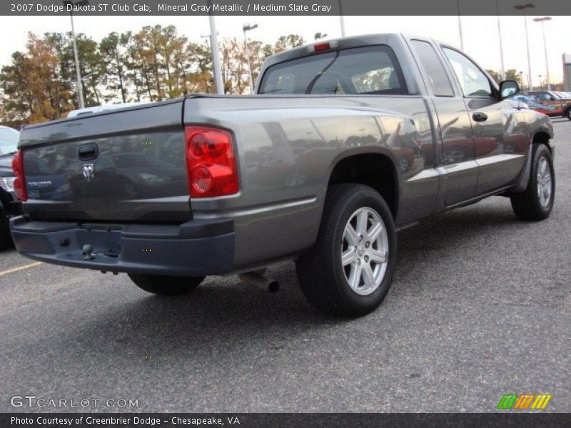 Mineral Gray Metallic / Medium Slate Gray 2007 Dodge Dakota ST Club Cab