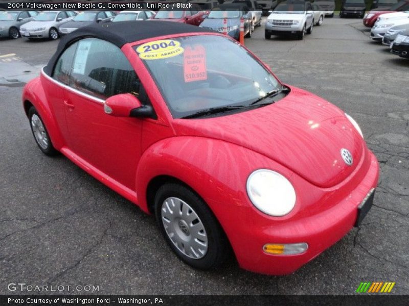 Uni Red / Black 2004 Volkswagen New Beetle GL Convertible
