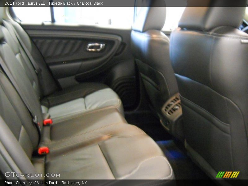 Tuxedo Black / Charcoal Black 2011 Ford Taurus SEL