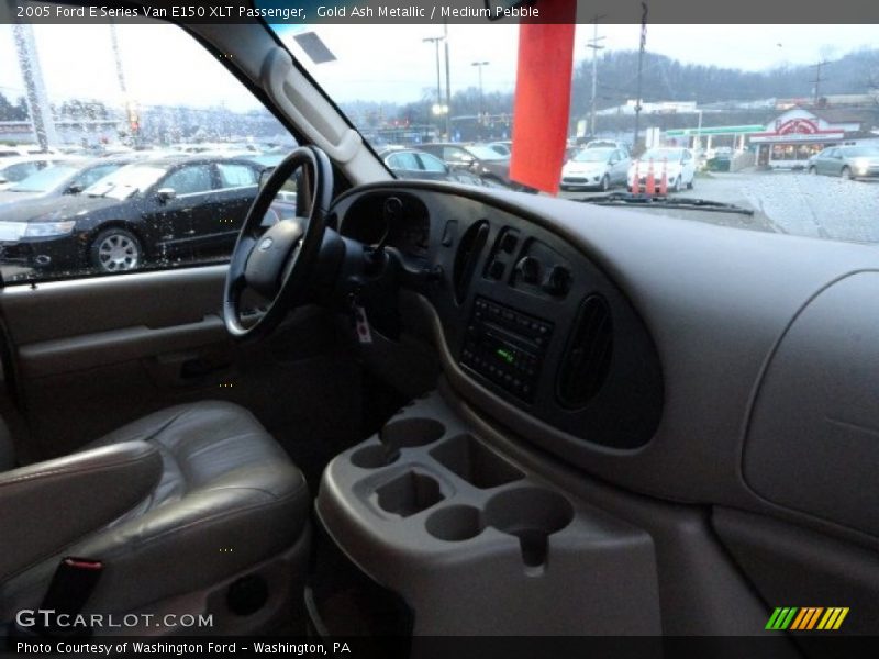 Gold Ash Metallic / Medium Pebble 2005 Ford E Series Van E150 XLT Passenger