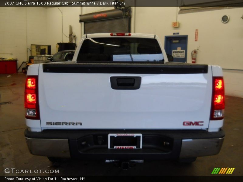 Summit White / Dark Titanium 2007 GMC Sierra 1500 Regular Cab