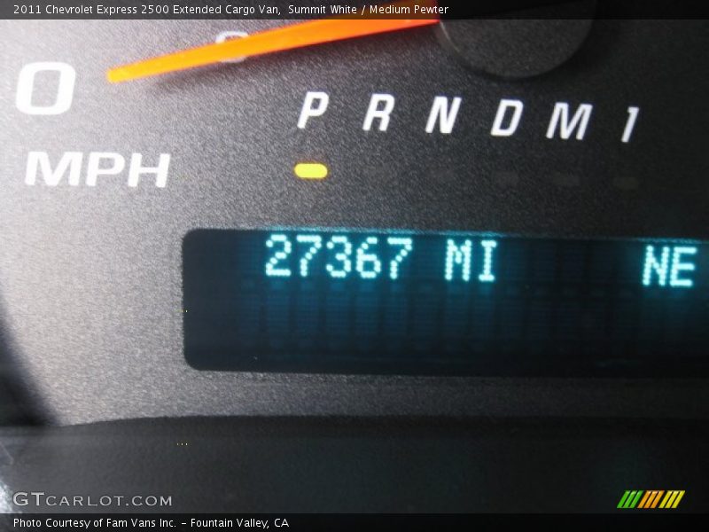 Summit White / Medium Pewter 2011 Chevrolet Express 2500 Extended Cargo Van
