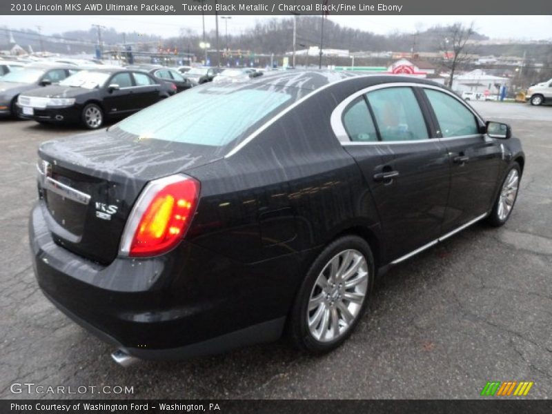 Tuxedo Black Metallic / Charcoal Black/Fine Line Ebony 2010 Lincoln MKS AWD Ultimate Package