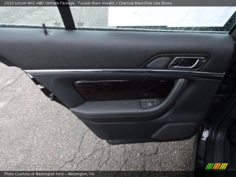 Tuxedo Black Metallic / Charcoal Black/Fine Line Ebony 2010 Lincoln MKS AWD Ultimate Package