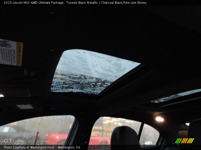 Tuxedo Black Metallic / Charcoal Black/Fine Line Ebony 2010 Lincoln MKS AWD Ultimate Package