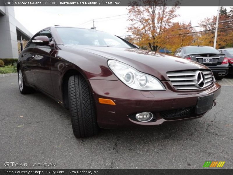 Bordeaux Red Metallic / Sunset Red 2006 Mercedes-Benz CLS 500
