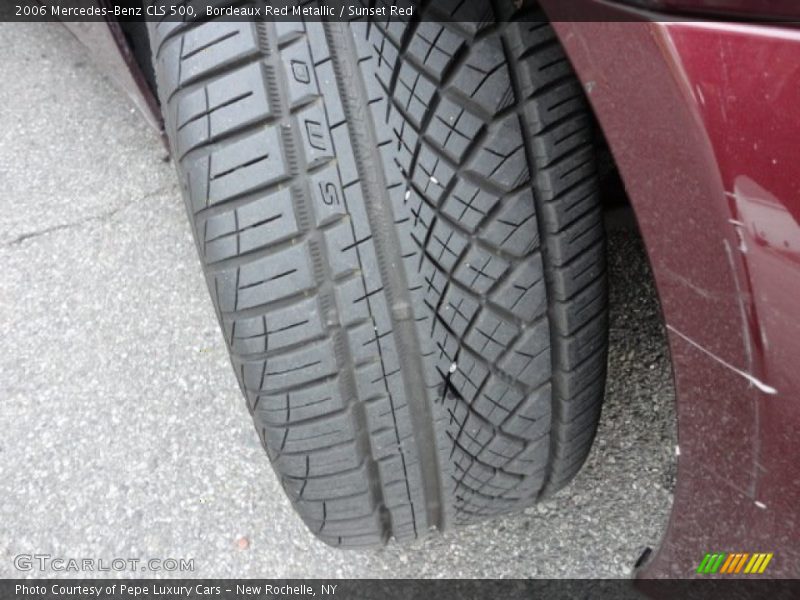 Bordeaux Red Metallic / Sunset Red 2006 Mercedes-Benz CLS 500