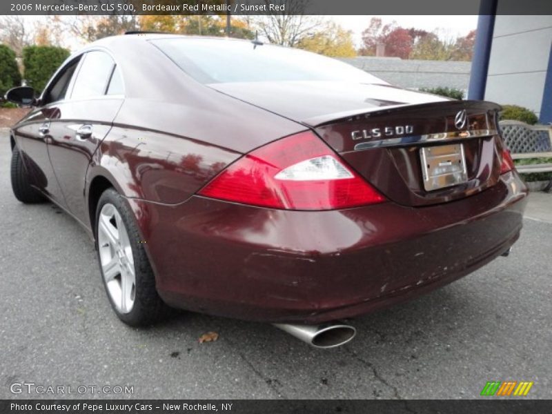 Bordeaux Red Metallic / Sunset Red 2006 Mercedes-Benz CLS 500