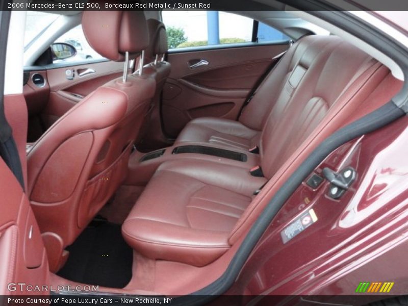 Bordeaux Red Metallic / Sunset Red 2006 Mercedes-Benz CLS 500