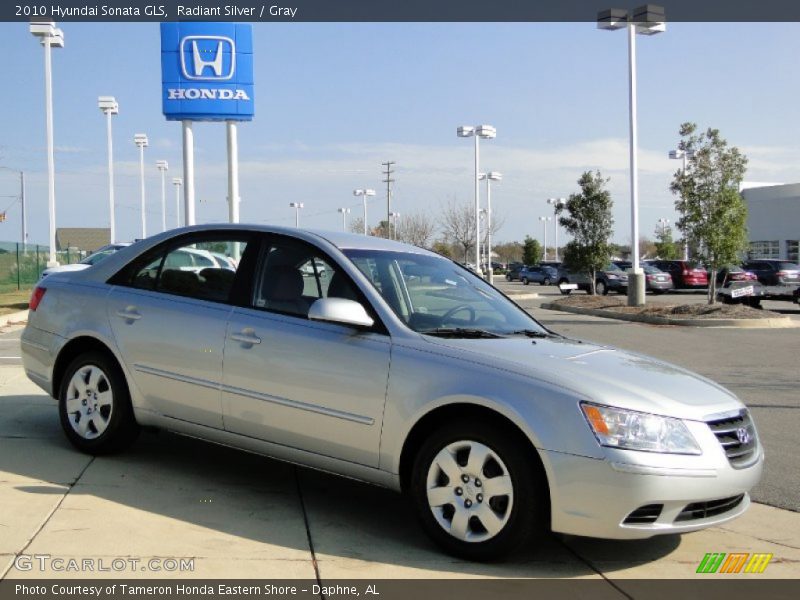 Radiant Silver / Gray 2010 Hyundai Sonata GLS