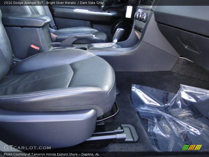 Bright Silver Metallic / Dark Slate Gray 2010 Dodge Avenger R/T